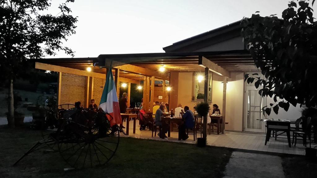 Agriturismo Perugini Bed & Breakfast Cesena Exterior photo